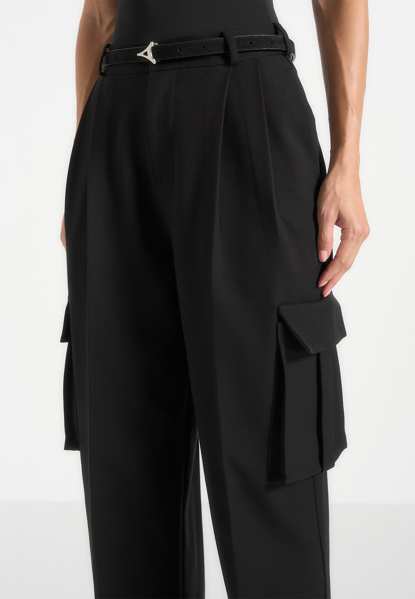 textured-tailored-pleated-cargo-trousers-black