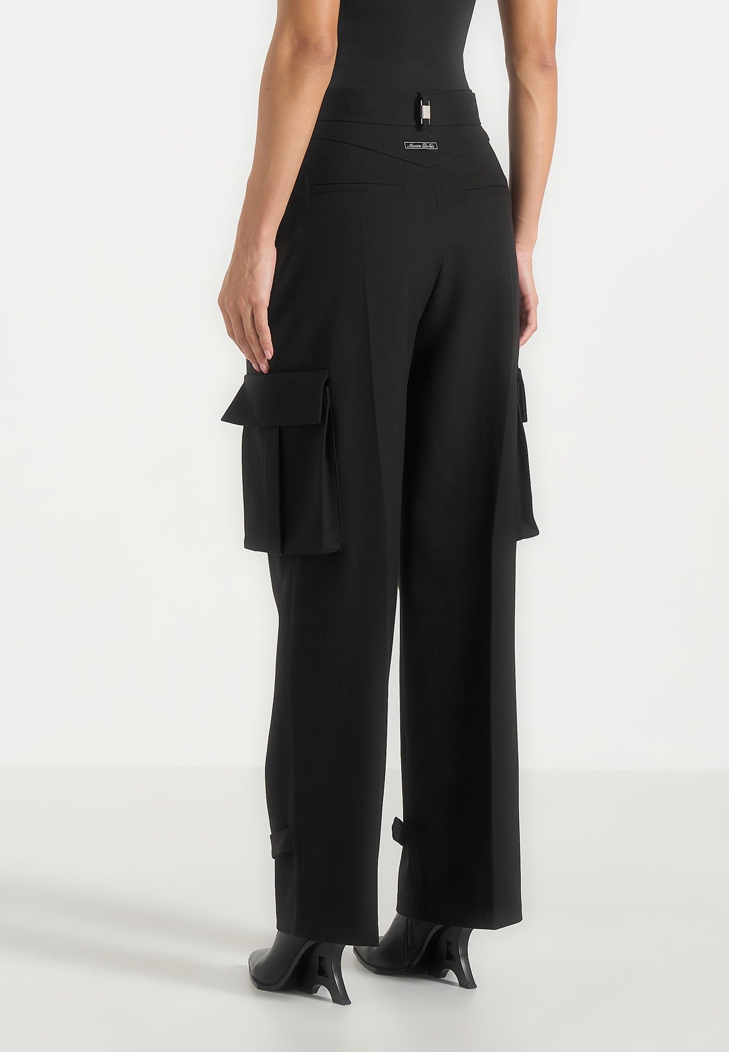 textured-tailored-pleated-cargo-trousers-black