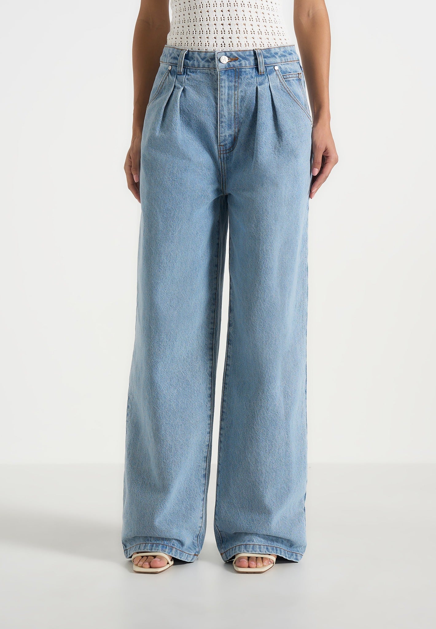 Lucy - Twin Pleat Wide-Leg Denim Jeans - Mid Blue