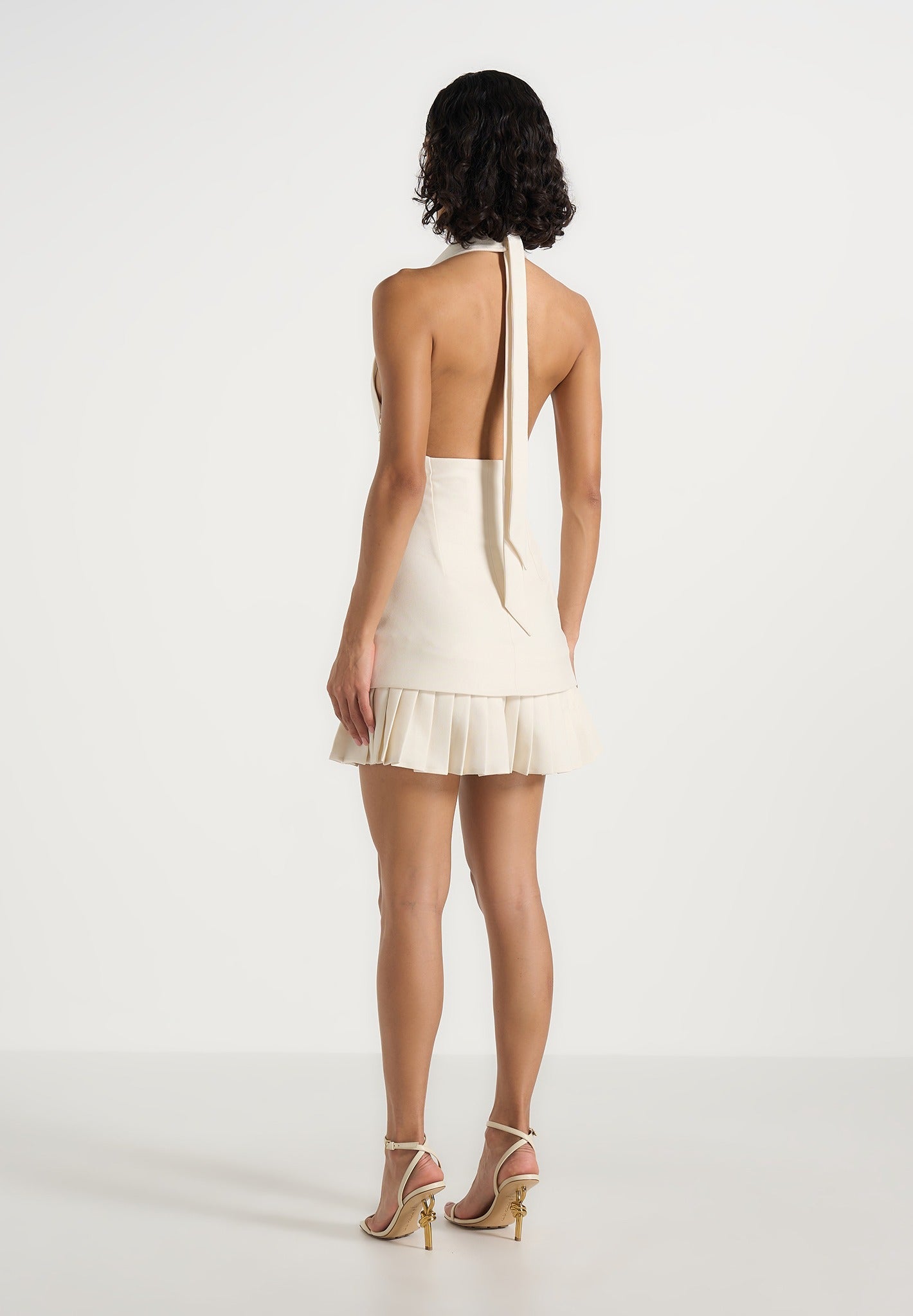 Jasmine - Halterneck Pleated Mini Dress - Cream