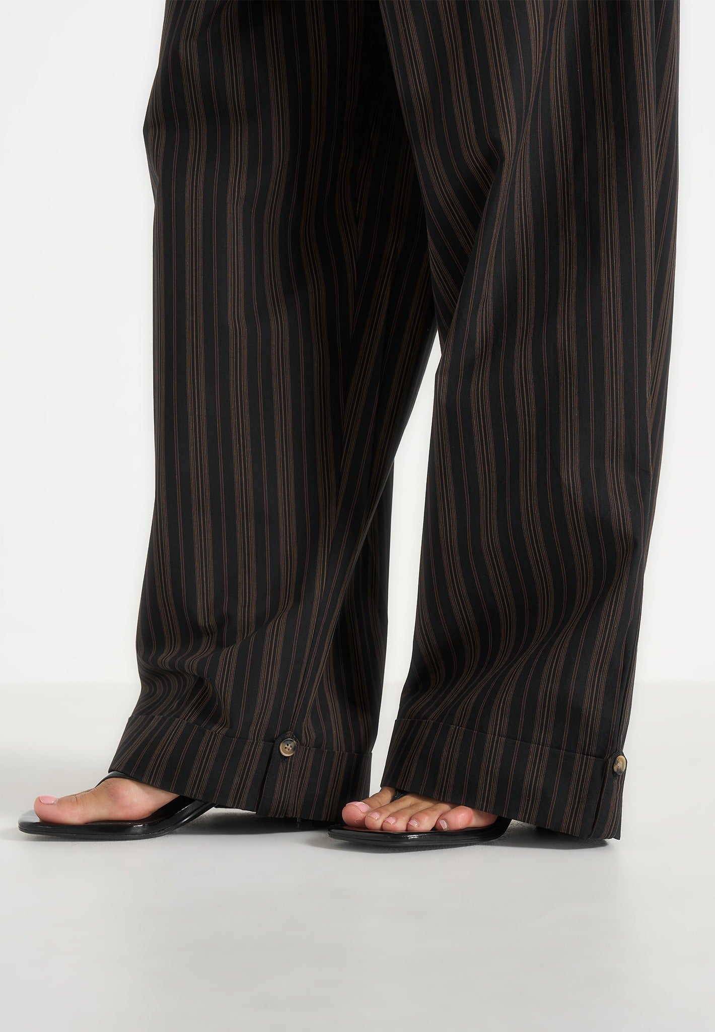ivanna-elasticated-wide-leg-striped-cotton-trousers-black-brown