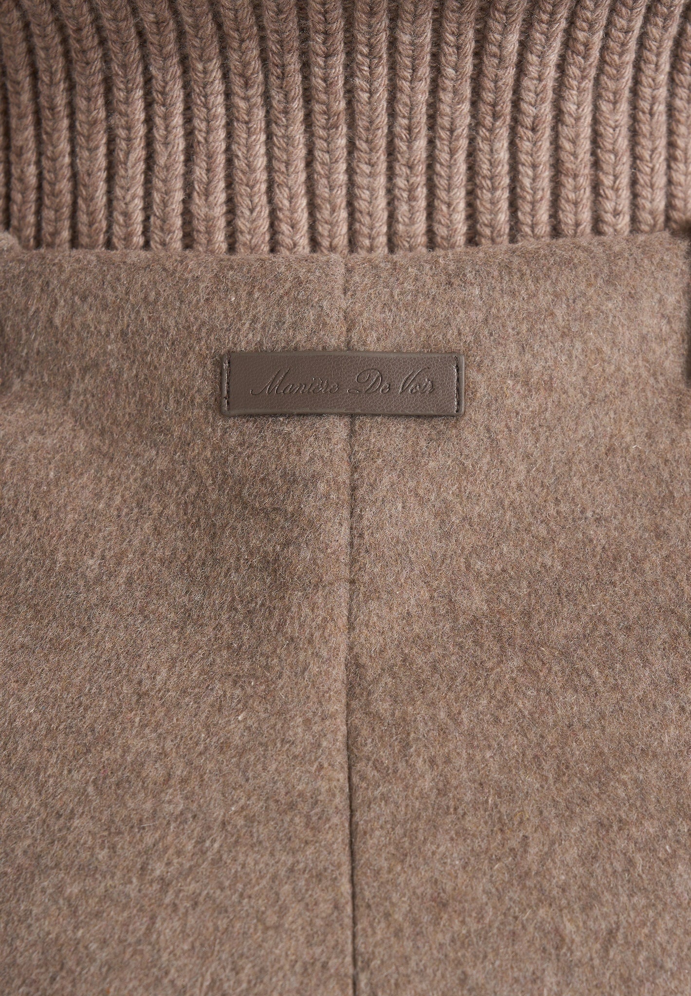 Tanya - High-Waisted Wool Shorts - Taupe