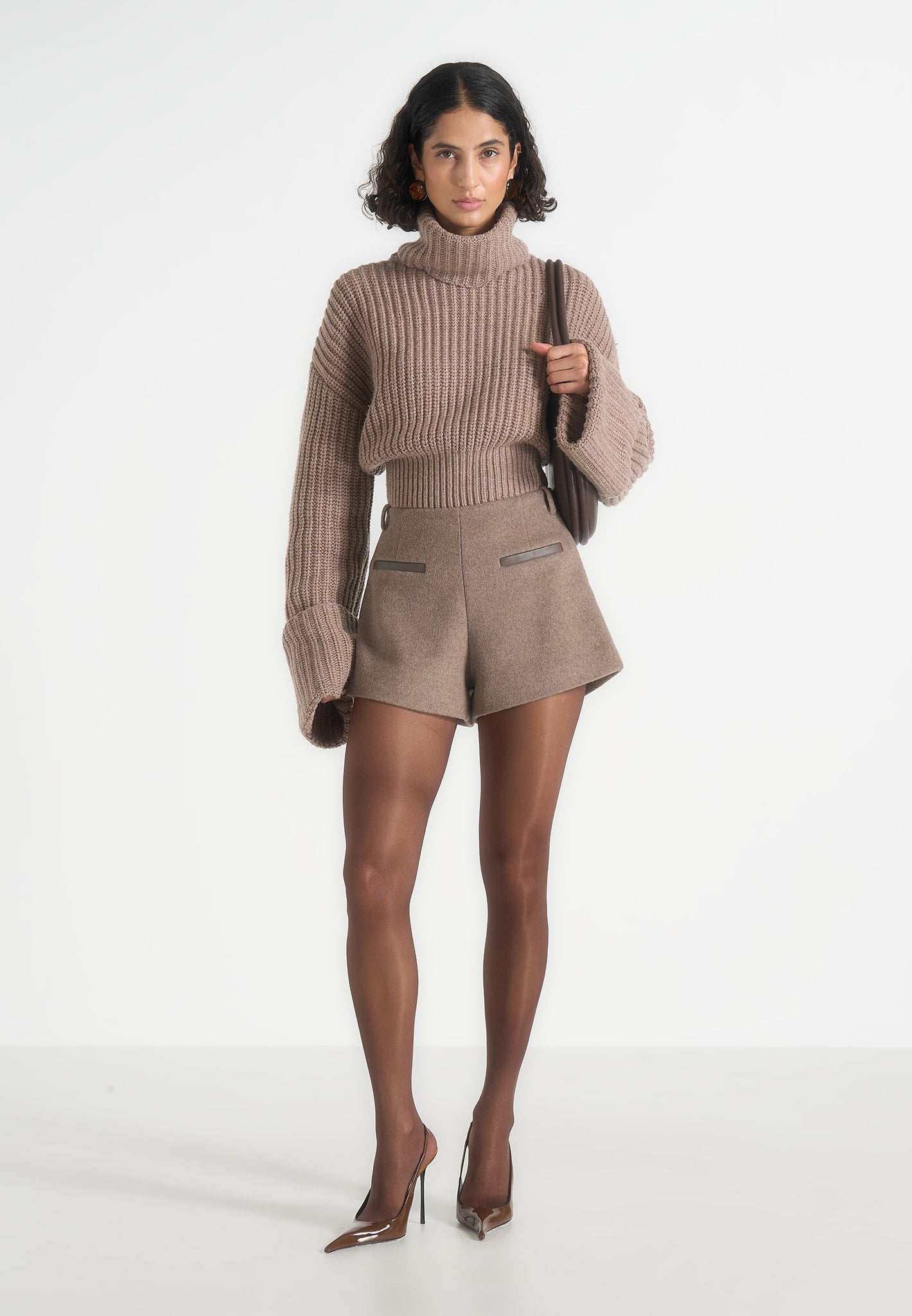 Tanya - High-Waisted Wool Shorts - Taupe