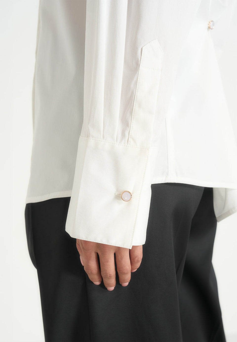 hope-pleated-tuxedo-cotton-shirt-with-cinch-back-white