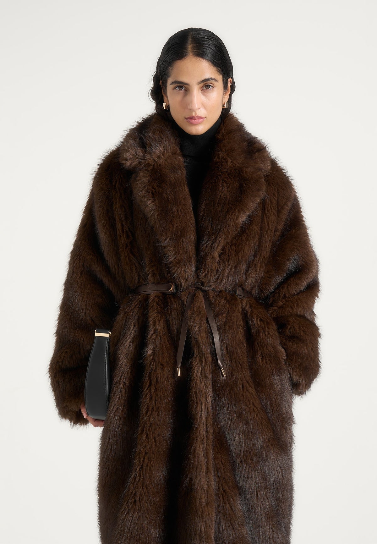 Bria - Oversized Fur Coat With Belt - Brown