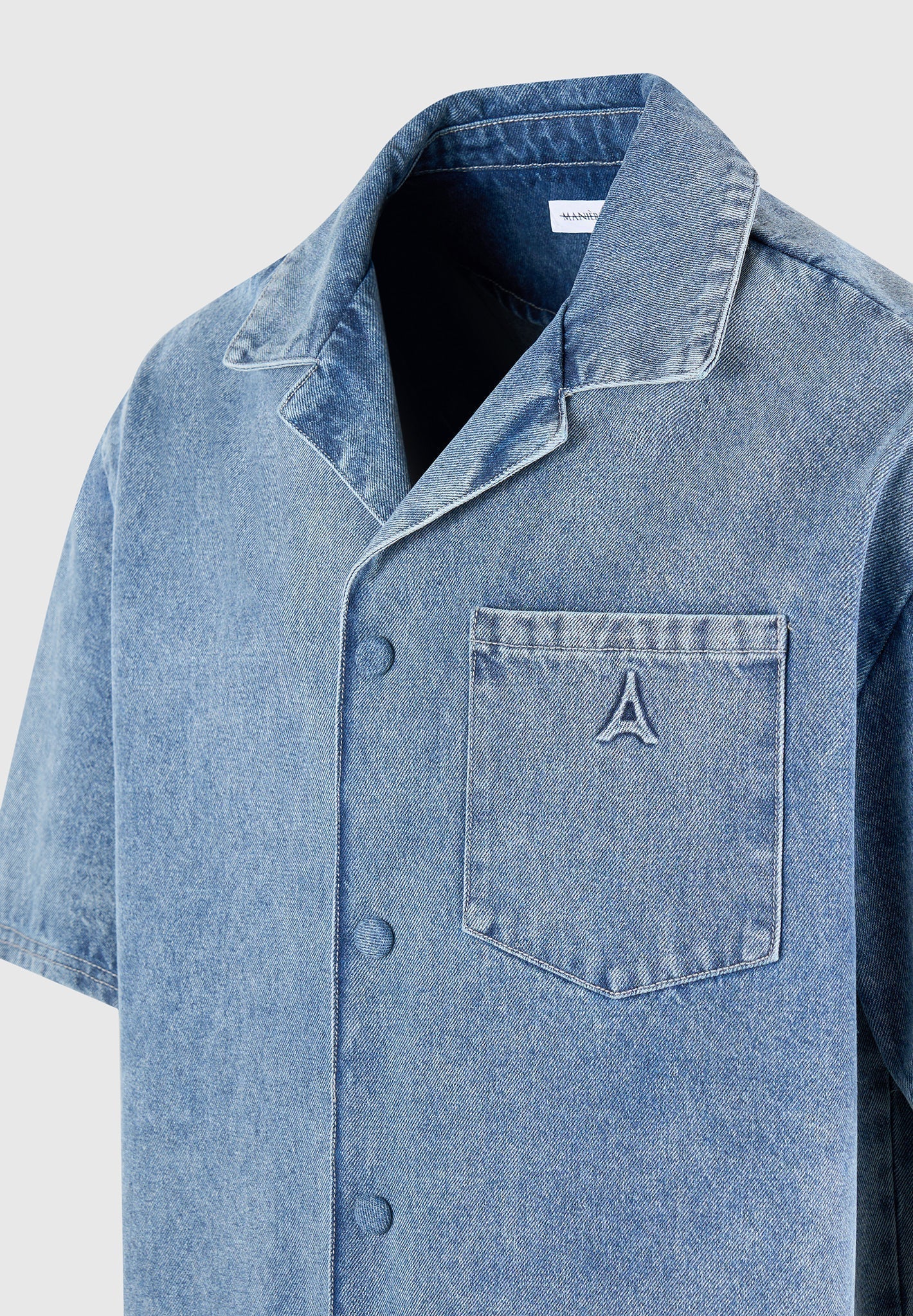 boxy-denim-revere-shirt-mid-blue