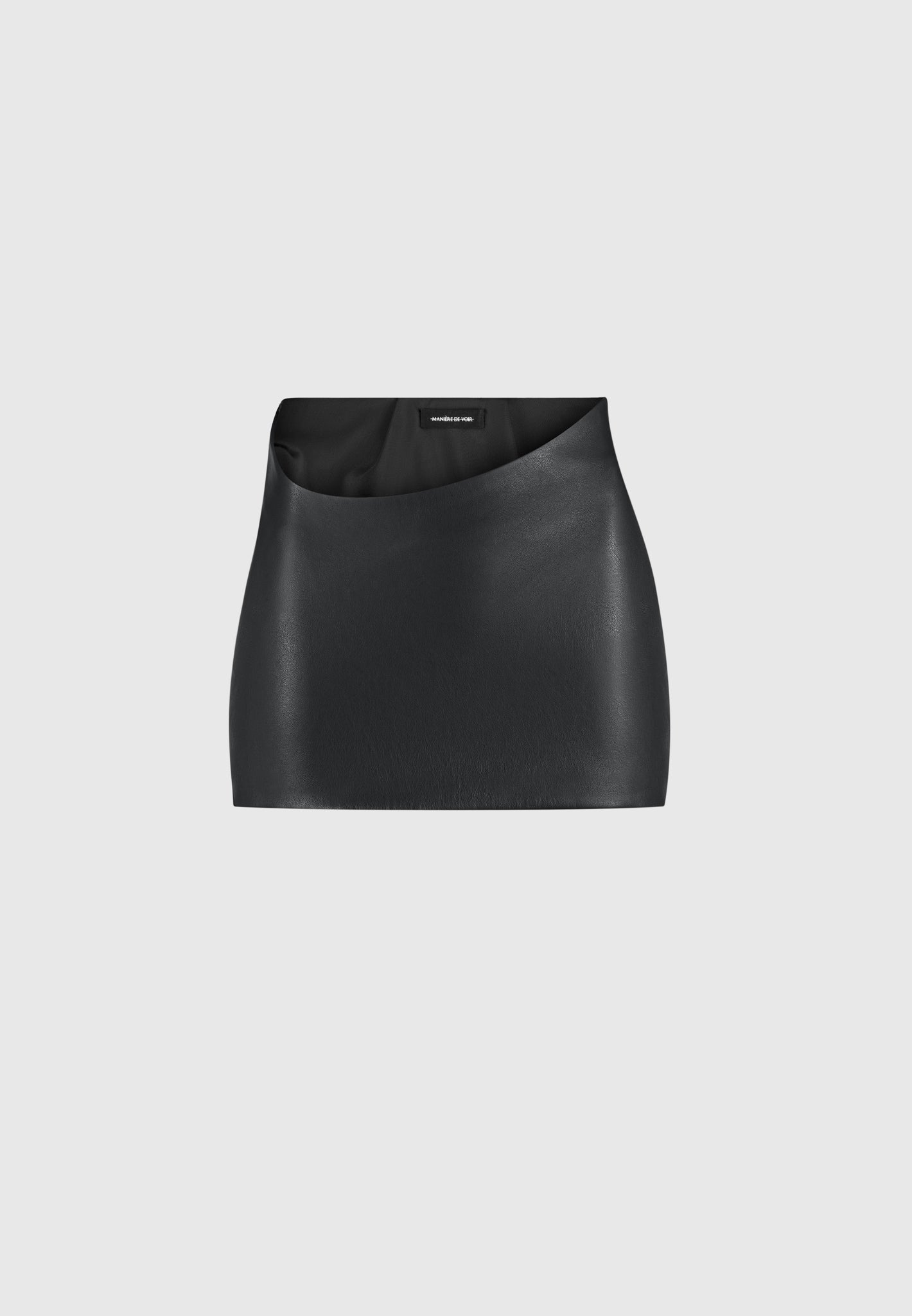 curved-waist-vegan-leather-mini-skirt-black