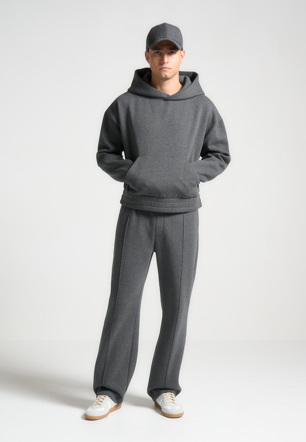 Isaac - Pintuck Sweatpants - Dark Grey