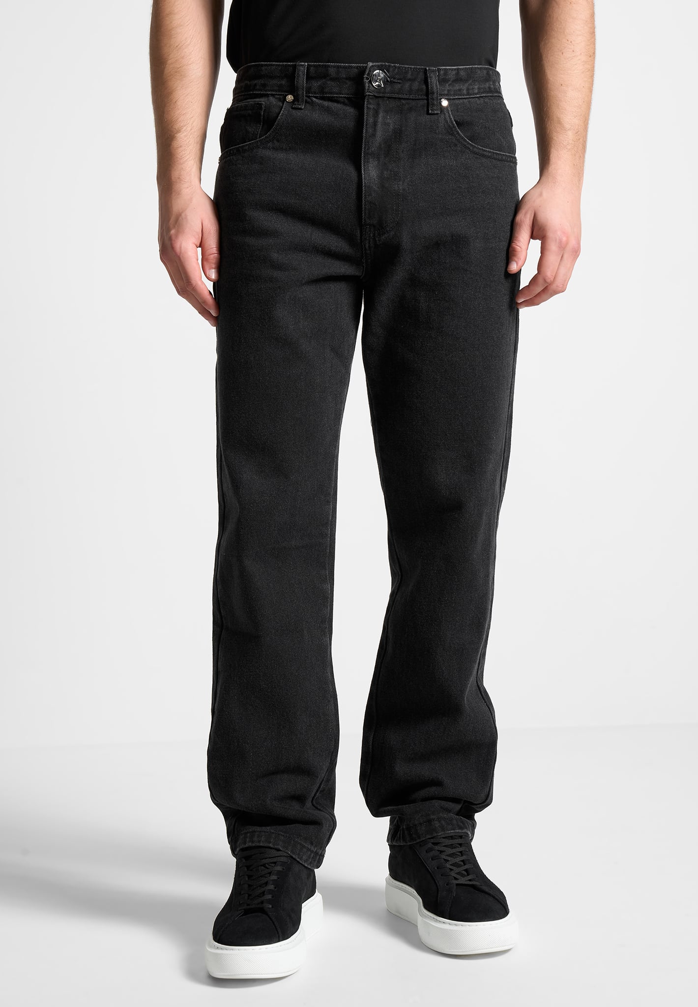 relaxed-fit-jean-washed-black