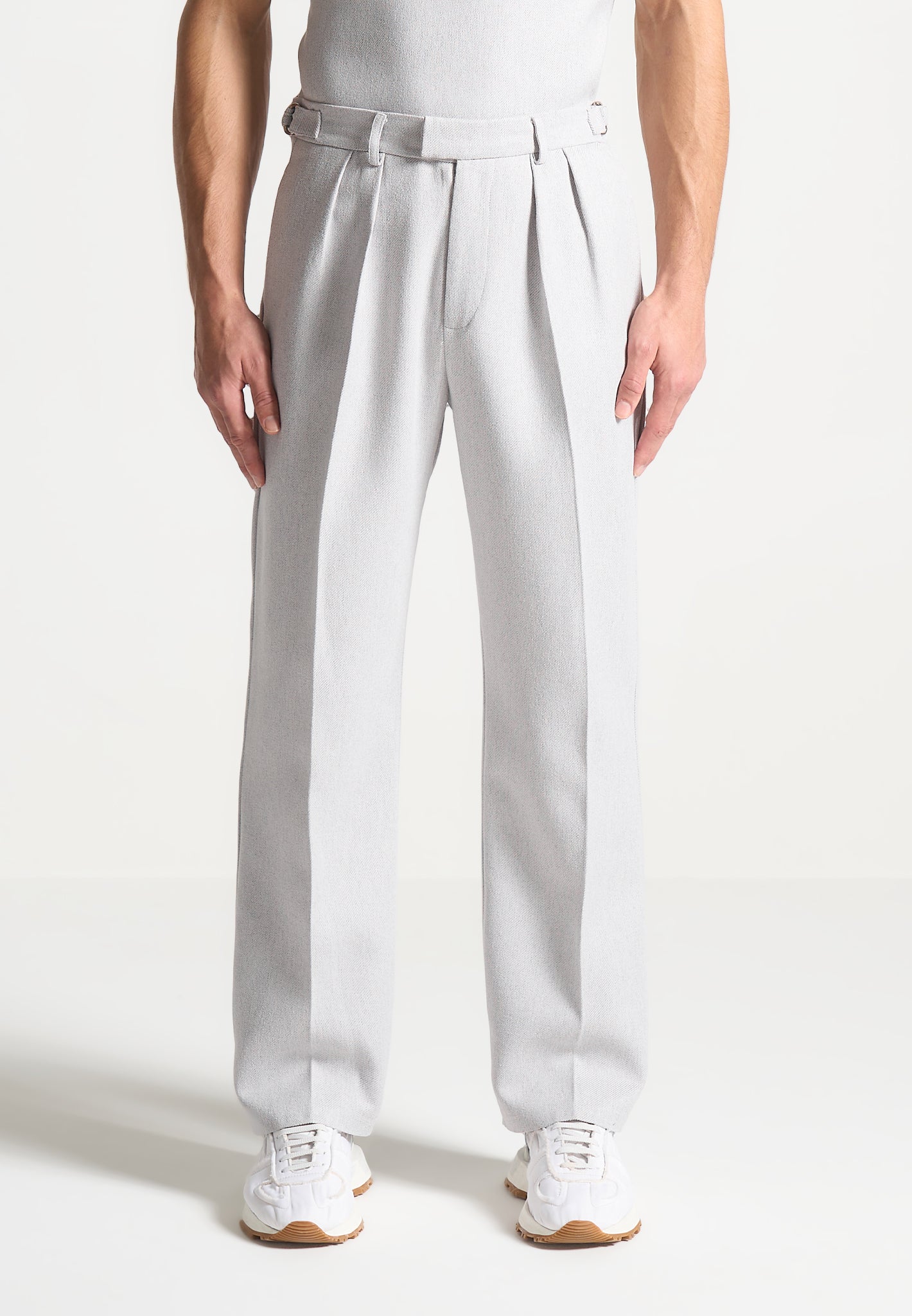 relaxed-fit-textured-pleated-tailored-trousers-grey