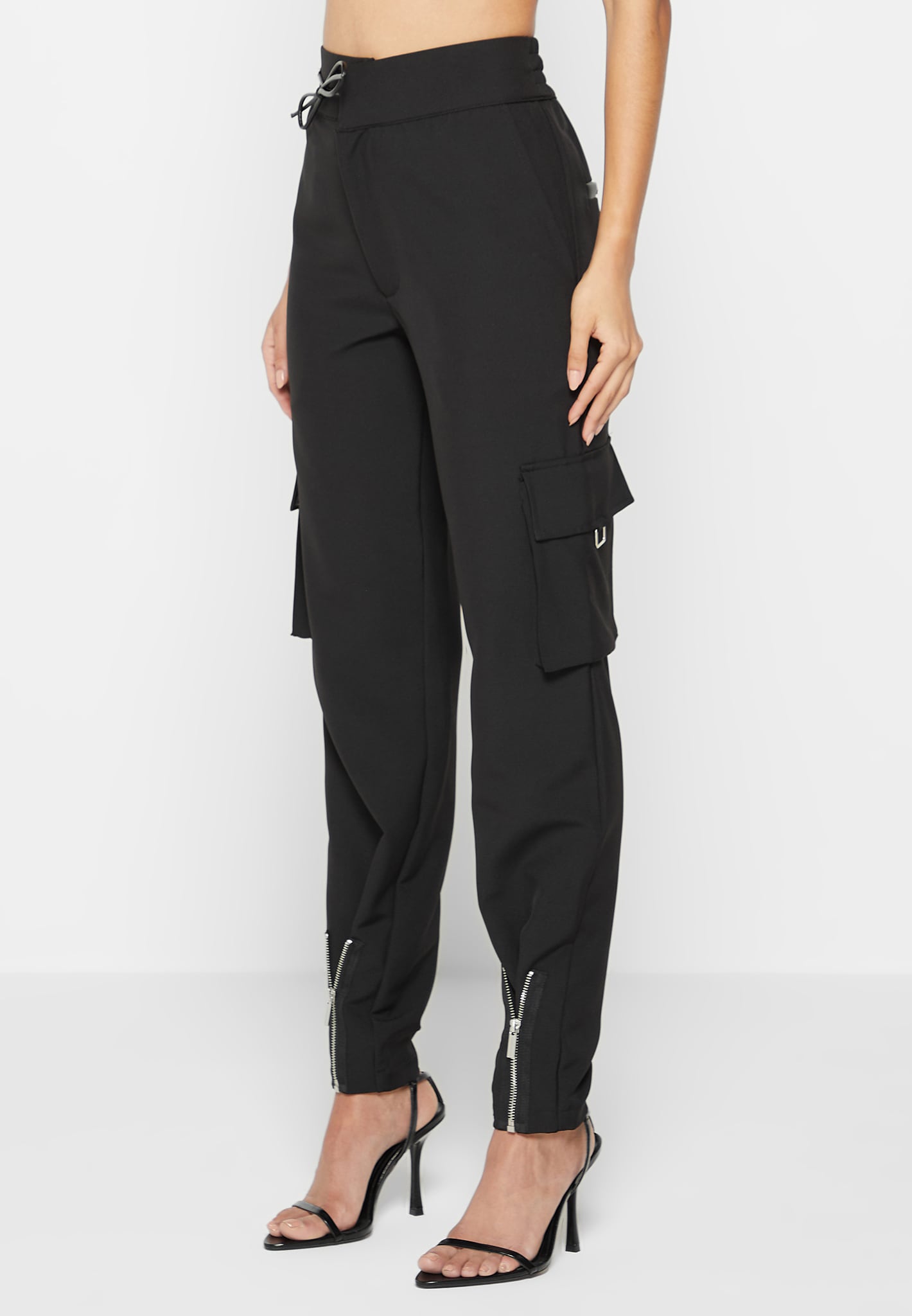 trousers-with-zip-detail-black