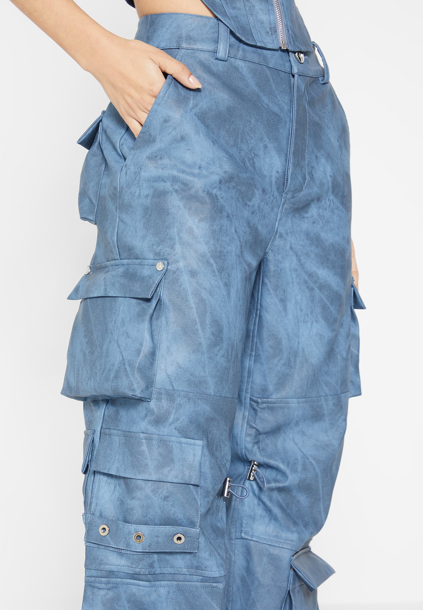 high-waisted-vintage-marble-leather-cargo-pants-washed-blue